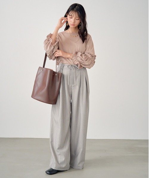 attiree(アティレー)の「スリーブデザインカットソープルオーバー(Tシャツ/カットソー・レディース・ホワイト/ブラック/グレー/モカ/ピンク・FREE)」の7枚目の写真