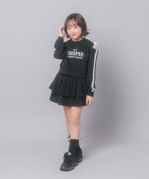 URBAN CHERRY(アーバンチェリー)の「【CHIPIE/シピ】レースリボンカットショルダートップス+ティアードスカート(スウェット・キッズ・ホワイト/ブラック/グレー・140cm/130cm/120cm/110cm/150cm)」の15枚目の写真