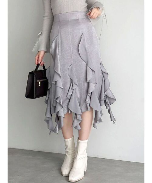 dazzlin(ダズリン)の「フリルスリットサテンスカート(スカート・レディース・ブラック/グレー・SMALL/MEDIUM)」の3枚目の写真
