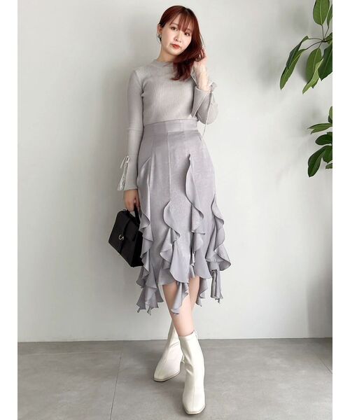 dazzlin(ダズリン)の「フリルスリットサテンスカート(スカート・レディース・ブラック/グレー・SMALL/MEDIUM)」の18枚目の写真