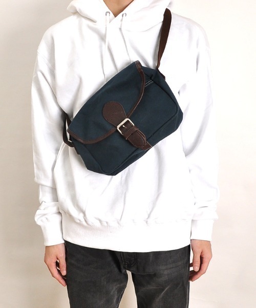TONE SELECT GOODS(トーンセレクトグッズ)の「Butler Verner Sails(バトラーバーナーセイルズ)10号パラフィンフラップ ショルダーバッグ(JA-1478-2)【パラフィンフラップショルダー】【JA-1478】(ショルダーバッグ・メンズ・レッド/ネイビー・FREE)」の7枚目の写真