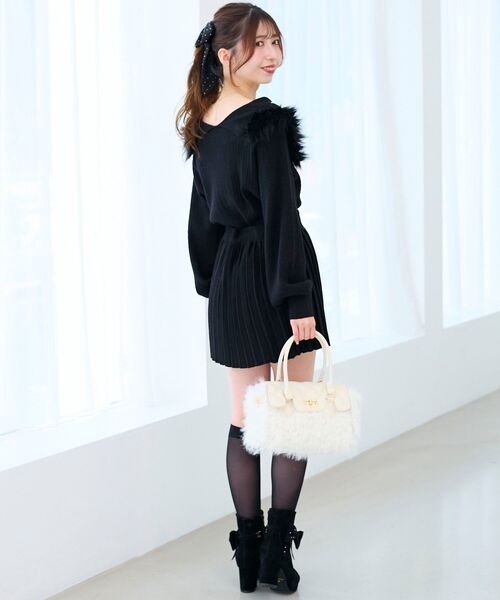 MAJESTIC LEGON(マジェスティックレゴン)の「ニットプリーツミニスカート(スカート・レディース・ピンク/ブラック/アイボリー・MEDIUM)」の20枚目の写真