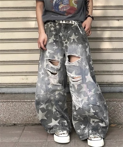Dream garden(ドリームガーデン)の「星柄ダメージデニムワイドパンツ(デニムパンツ・レディース・カーキ・S/M/L/XL)」の4枚目の写真