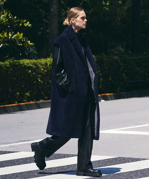 AKTE（アクテ）の「フェイクレザージップアップブルゾン（ブルゾン・レディース・ブラック/モカ・FREE）」の6枚目の写真