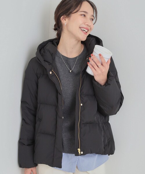 DRESKIP(ドレスキップ)の「【撥水/洗える】ショートフーディーダウン(ダウンジャケット/コート・レディース・ベージュ/ブラック/ブラウン系・03/02/01/04)」の2枚目の写真