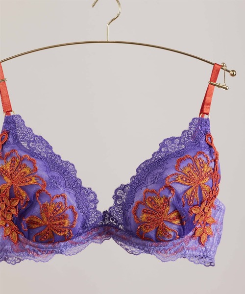 オーダー注文♡ セール】オーバーグリッター トリックリフト（F～Gカップ