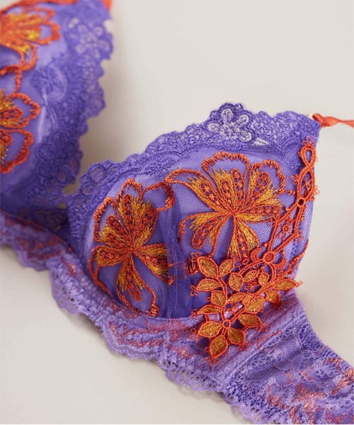 セール】オーバーグリッター トリックリフト（F～Gカップ