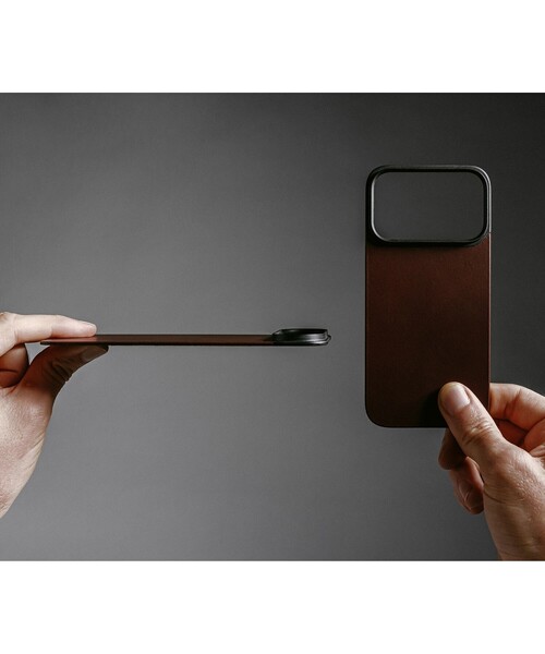 NOMAD（ノマド）の「NOMAD / Magnetic Leather Back iPhone Air
