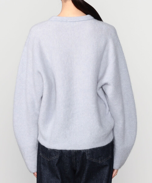 UNFIL（アンフィル）の「UNFIL | スーパーキッドモヘア クルーネックニットプルーバー WOMEN（ニット/セーター・レディース・ブラック/ライトブルー・1）」の7枚目の写真