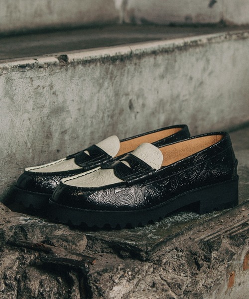 The Kenford Fineshoes（ケンフォードファインシューズ）の「ケンフォード ファインシューズ メンズ K005 タンクソール ローファー ペイズリー（ローファー・メンズ・ブラック×ホワイト・26.5/26/25.5/25/27/27.5）」の3枚目の写真