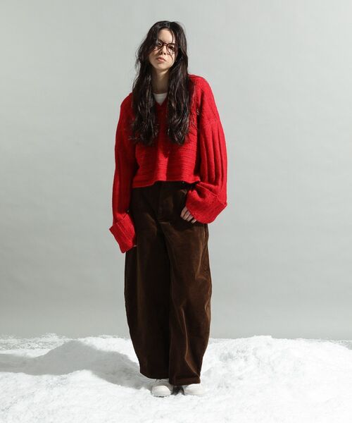 CRAFT STANDARD BOUTIQUE(クラフトスタンダードブティック)の「ロールアップ袖ショート丈ニットプルオーバー<ハンドウォッシャブル>◆(ニット/セーター・レディース・グリーン/ブラウン/レッド/アイボリー・FREE)」の19枚目の写真