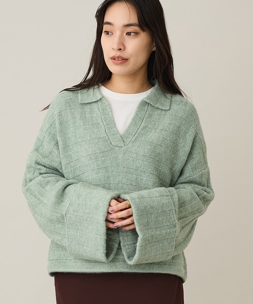 CRAFT STANDARD BOUTIQUE(クラフトスタンダードブティック)の「ロールアップ袖ショート丈ニットプルオーバー<ハンドウォッシャブル>◆(ニット/セーター・レディース・グリーン/ブラウン/レッド/アイボリー・FREE)」の4枚目の写真