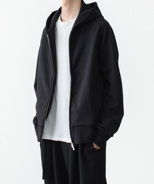 ATTACHMENT(アタッチメント)の「コットン ストレッチテリー ジップアップフーディー / CO STRETCH TERRY ZIP UP HOODIE(パーカー・メンズ・ブラック/ライトグレー・3/2/1)」の4枚目の写真