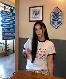 シャイニングステッカープリントリンガー半袖Tシャツネイビー