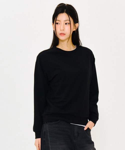 CHASECULT(チェイスカルト)の「レディースエッセンシャルデイリースウェットシャツ-ブラック(スウェット・レディース・ブラック・90/85)」の2枚目の写真