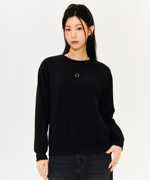 CHASECULT(チェイスカルト)の「レディースエッセンシャルデイリースウェットシャツ-ブラック(スウェット・レディース・ブラック・90/85)」の5枚目の写真