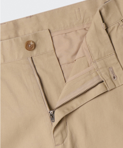 MUSINSA STANDARD（ムシンサスタンダード）の「レギュラーフィットヒドゥンバンディングチノパンツ[ベージュ]（その他パンツ・メンズ・その他・26/27/28/29/30/40/42/31/32/33/34/36/38）」の3枚目の写真