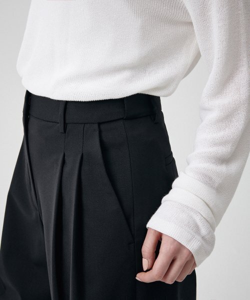 MUSINSA STANDARD WOMAN（ムシンサスタンダードウーマン）の「ウィメンズサマーウールバミューダヒドンバンディングハーフスラックス[ブラック]（その他パンツ・レディース・その他・34/29/30/24/25/26/27/28）」の7枚目の写真