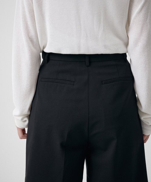 MUSINSA STANDARD WOMAN（ムシンサスタンダードウーマン）の「ウィメンズサマーウールバミューダヒドンバンディングハーフスラックス[ブラック]（その他パンツ・レディース・その他・34/29/30/24/25/26/27/28）」の9枚目の写真