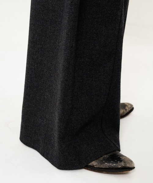 Camphor wood（カンファーウッド）の「WIDE BAGGY SEEM TUCK TWEED SLACKS / ワイドバギーシームタックツイードスラックス（スラックス・メンズ・ブラック/グレー・SMALL/MEDIUM/LARGE）」の12枚目の写真