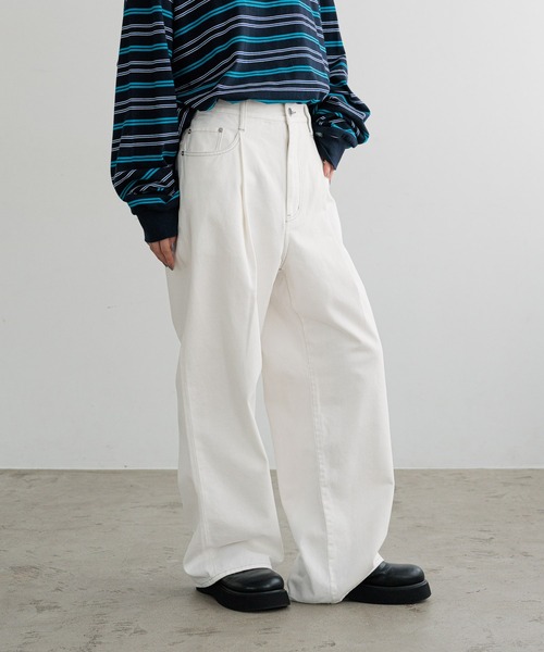 LOWRYS FARM（ローリーズファーム）の「【LFM(U)】DENIMタックワイドパンツ　 606821（デニムパンツ・メンズ・ブラック/ホワイト/インディゴブルー・MEDIUM/LARGE）」の9枚目の写真