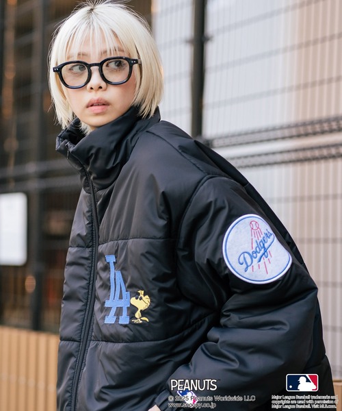 セール】【PEANUTS×MLB】オリジナルデザイン スタンドナイロンパファー