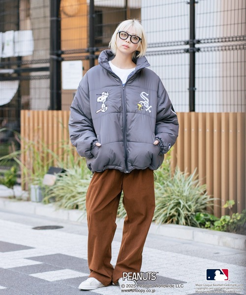 セール】【PEANUTS×MLB】オリジナルデザイン スタンドナイロンパファー