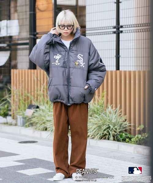 セール】【PEANUTS×MLB】オリジナルデザイン スタンドナイロンパファー