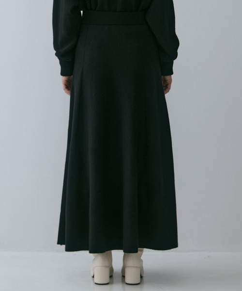 WRAPINKNOT（ラッピンノット）の「【WRAPINKNOT/ラッピンノット】《STUDIOUS別注》 CASHMERE FLARE LONG SKIRT/カシミアフレアロングスカート（スカート・レディース・ダークネイビー/アイボリー/ワイン・0/1）」の19枚目の写真