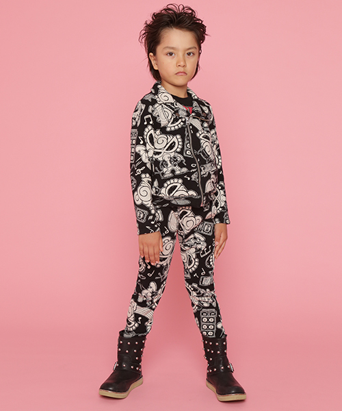 HYSTERIC MINI（ヒステリックミニ）の「HYSTERIC SUPER SHOW CASE総柄 ショート丈ライダースジャケット（ライダースジャケット・キッズ・ブラック/トップグレー・110/100）」の8枚目の写真