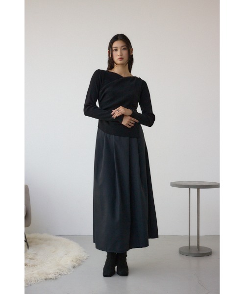 AZUL by moussy（アズールバイマウジー）の「布帛ドッキングドレープニットワンピース（ワンピース・レディース・ブラウン/ブラック・SMALL/MEDIUM）」の5枚目の写真