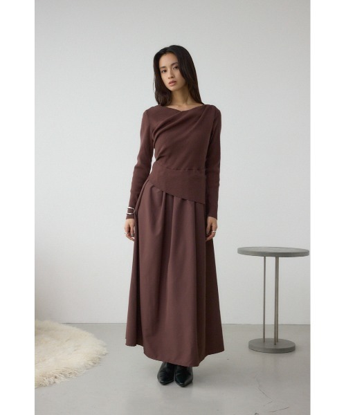 AZUL by moussy（アズールバイマウジー）の「布帛ドッキングドレープニットワンピース（ワンピース・レディース・ブラウン/ブラック・SMALL/MEDIUM）」の14枚目の写真