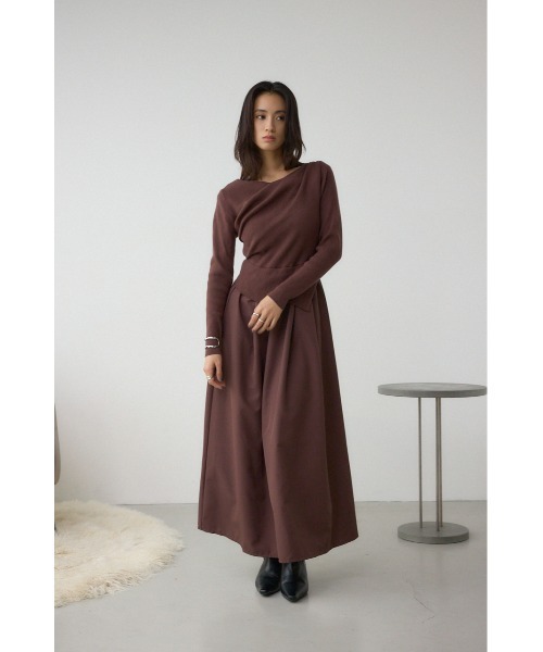 AZUL by moussy（アズールバイマウジー）の「布帛ドッキングドレープニットワンピース（ワンピース・レディース・ブラウン/ブラック・SMALL/MEDIUM）」の15枚目の写真