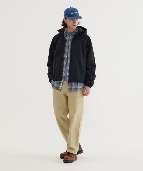 COVERNAT(カバーナット)の「レギュラーベージュサテンパティグパンツ(その他パンツ・レディース・その他・SMALL/MEDIUM/LARGE/X-LARGE)」の5枚目の写真