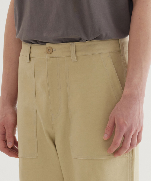 COVERNAT(カバーナット)の「レギュラーベージュサテンパティグパンツ(その他パンツ・レディース・その他・SMALL/MEDIUM/LARGE/X-LARGE)」の7枚目の写真