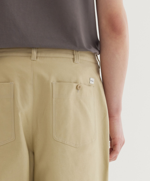 COVERNAT(カバーナット)の「レギュラーベージュサテンパティグパンツ(その他パンツ・レディース・その他・SMALL/MEDIUM/LARGE/X-LARGE)」の8枚目の写真