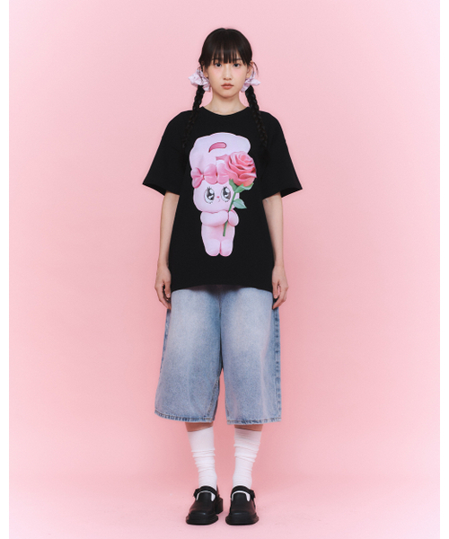 LAUGHER（ラファー）の「[Esther Bunny] Rose 3D T-shirt - Black（Tシャツ/カットソー・レディース・その他・MEDIUM/LARGE/X-LARGE）」の2枚目の写真