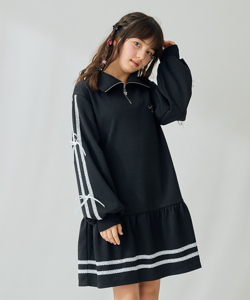 Amourire girl（アムリールガール）の「ハーフZIP リボンラインワンピース（ワンピース・キッズ・ブラック/オフホワイト・130cm/140cm/150cm/160cm）」の17枚目の写真