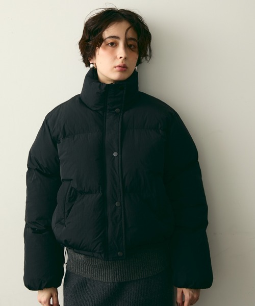 Trish（トリッシュ）の「ハイネックパフィショートジャケット（ダウンジャケット/コート・レディース・ブラック/ベージュ・FREE）」の18枚目の写真