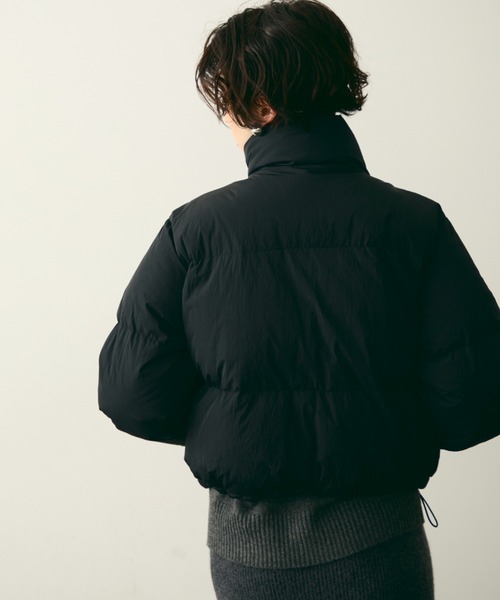 Trish（トリッシュ）の「ハイネックパフィショートジャケット（ダウンジャケット/コート・レディース・ブラック/ベージュ・FREE）」の19枚目の写真