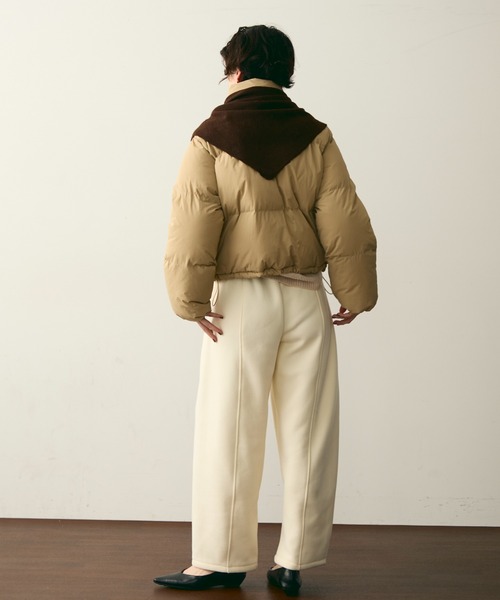 Trish（トリッシュ）の「ハイネックパフィショートジャケット（ダウンジャケット/コート・レディース・ブラック/ベージュ・FREE）」の12枚目の写真