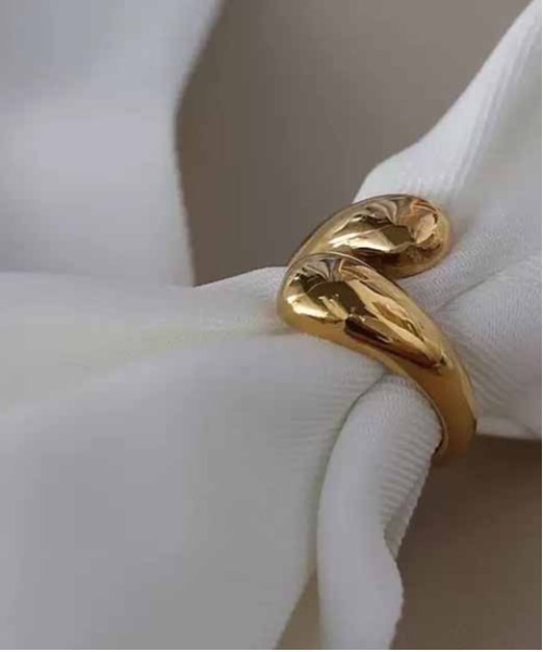 ALWAYS GOOD TIME（オルウェイズグッドタイム）の「デザインオープンリング（リング・レディース・ゴールド/シルバー・FREE）」の7枚目の写真