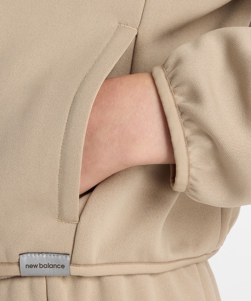 NEW BALANCE（ニューバランス）の「ニットトラックジャケット（ジャージ・レディース・ベージュ/セージグリーン/ブラック・SMALL/MEDIUM/LARGE/X-LARGE）」の18枚目の写真