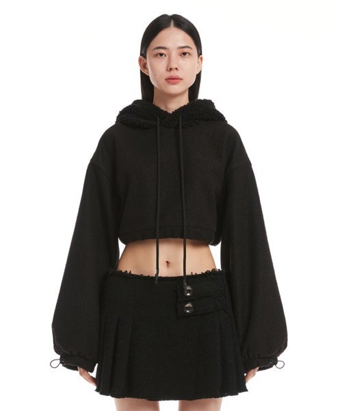 TRUNK PROJECT(トランクプロジェクト)の「Black Crop Hoodie Jumper(パーカー・レディース・ブラック・SMALL/X-SMALL)」の1枚目の写真