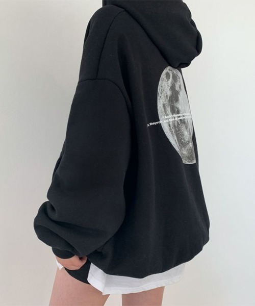 ReRe(リリ)の「グラフィックプルオーバーパーカー(パーカー・レディース・ブラック/ライトグレー/ダークグレー・MEDIUM/LARGE)」の10枚目の写真