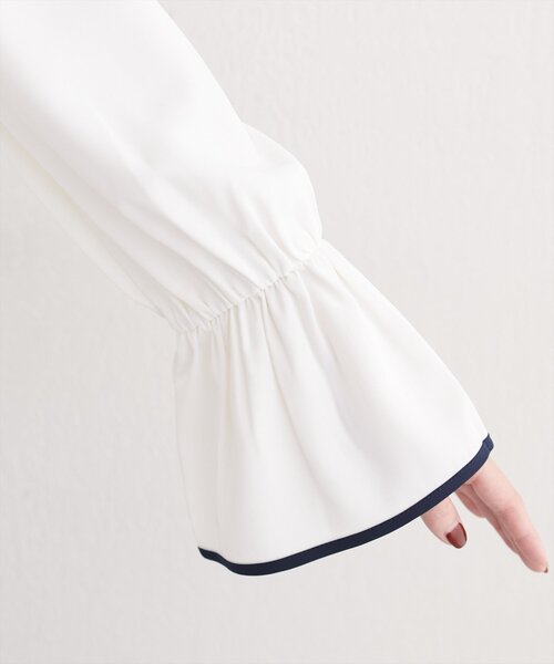 natural couture(ナチュラルクチュール)の「フロントリボン配色ブラウス(シャツ/ブラウス・レディース・チャコールグレー/オフホワイト/ネイビー/サックスブルー・FREE)」の22枚目の写真