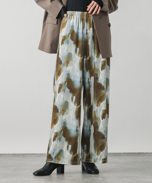 GLOBAL WORK（グローバルワーク）の「ベロアプリントイージーパンツ/634503（その他パンツ・レディース・ブラック/グレイッシュベージュ/ブラウン・MEDIUM/LARGE）」の10枚目の写真