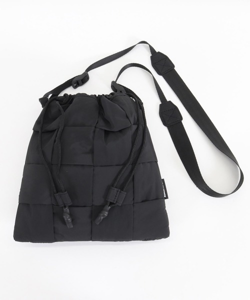 ADAM PATEK(アダムパテック)の「【ADAMPATEK/アダムパテック】braided polyester drawstring bag / 編み込みナイロン巾着バッグ(ショルダーバッグ・メンズ・グレー/ブラック・FREE)」の2枚目の写真