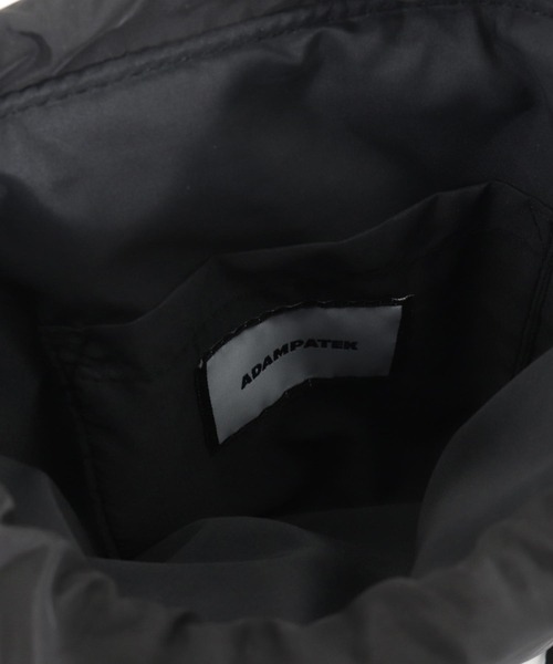 ADAM PATEK(アダムパテック)の「【ADAMPATEK/アダムパテック】braided polyester drawstring bag / 編み込みナイロン巾着バッグ(ショルダーバッグ・メンズ・グレー/ブラック・FREE)」の4枚目の写真