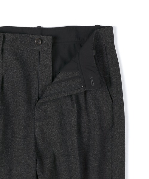 The DUFFER of ST.GEORGE（ザダファーオブセントジョージ）の「TECH TWEED SLACKS：テックツイード レギュラーフィット スラックス（スラックス・メンズ・チャコールグレー/ベージュ・MEDIUM/LARGE/X-LARGE）」の13枚目の写真